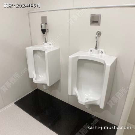 男性トイレ