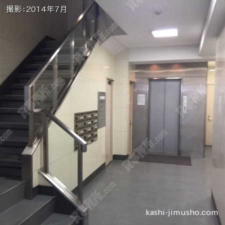 エントランスホール