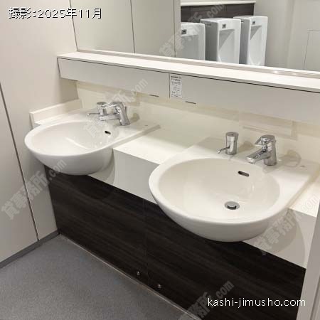 男性トイレ 男性トイレ