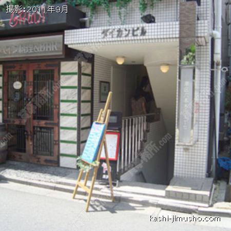 ビル入口 