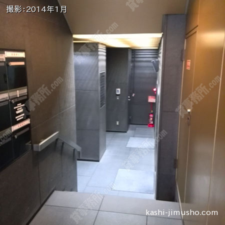 エントランスホール