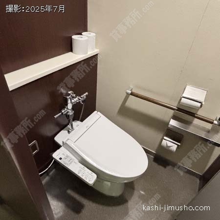 男性トイレ