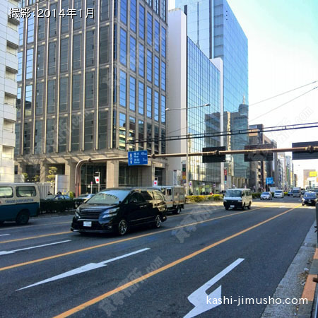 青山通り（前面道路）