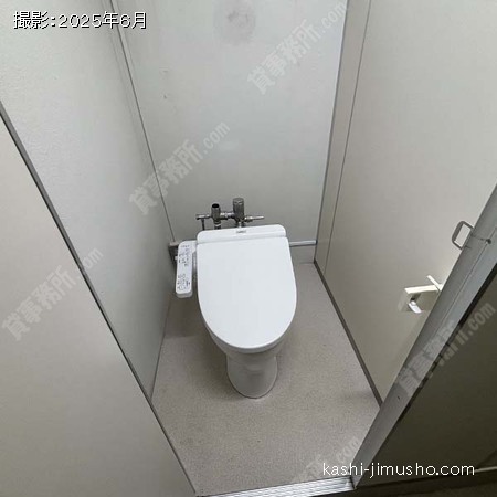 男性トイレ