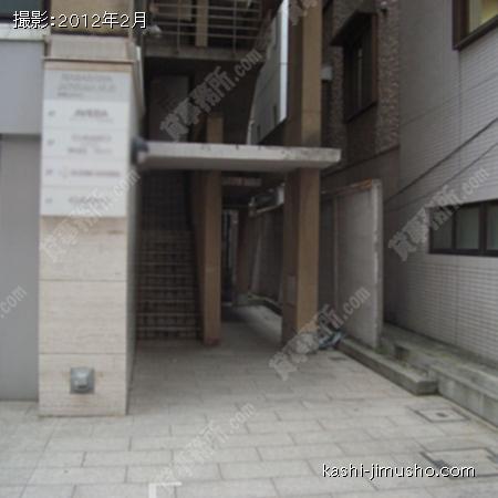 ビル入口 