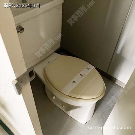 男性トイレ(4階）