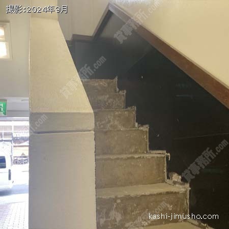共用階段