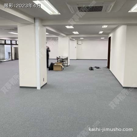 貸室内(B1階)