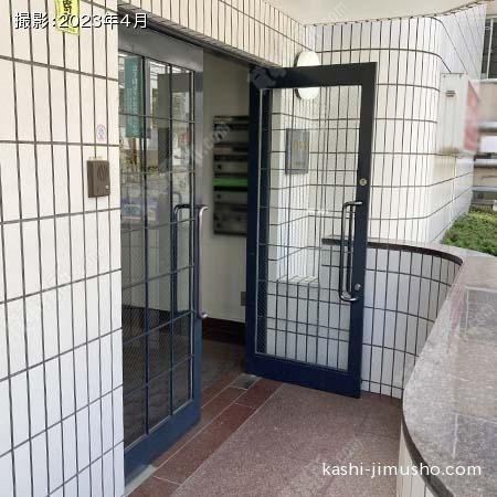 ビル入口