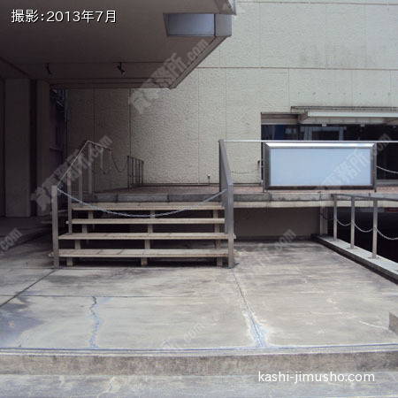 建物アプローチ