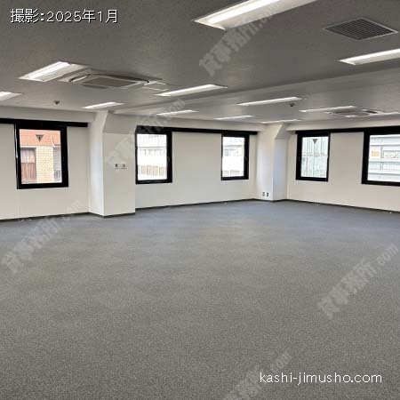 貸室内(8階)