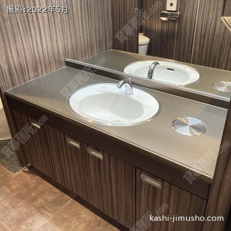 男性トイレ 男性トイレ