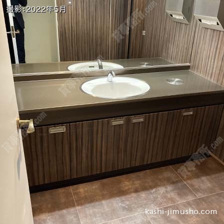 女性トイレ 女性トイレ