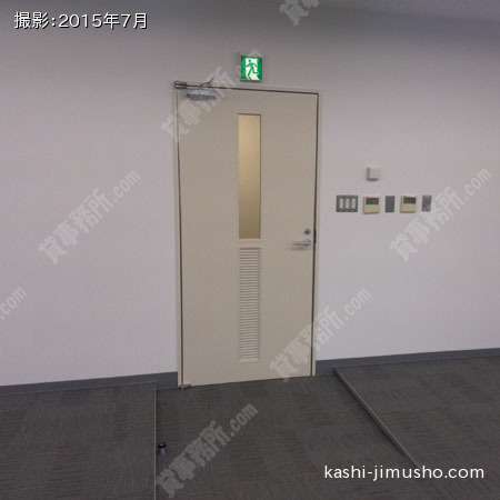 貸室入口