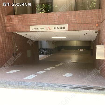 駐車場入口