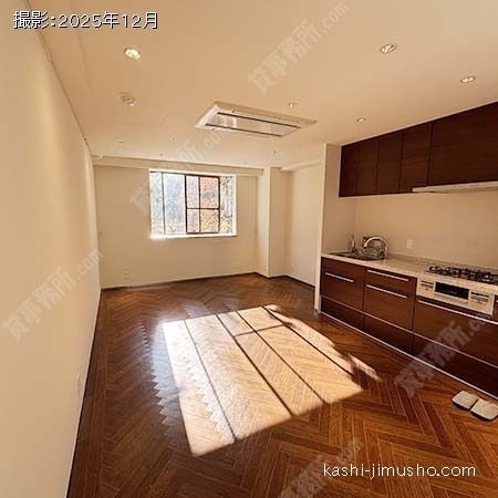 貸室内(3階302-303号室)