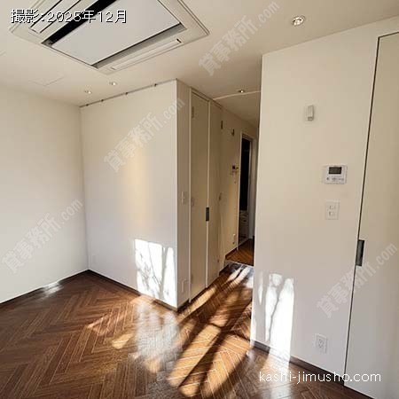 貸室内(3階302-303号室)