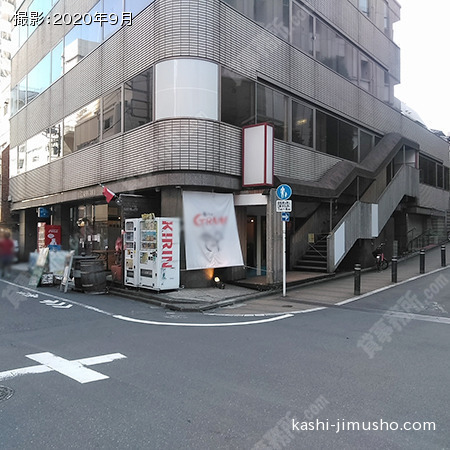 ビル正面
