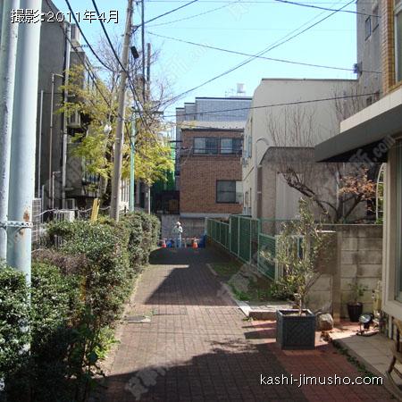前面道路 