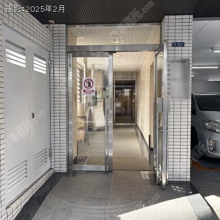 ビル入口