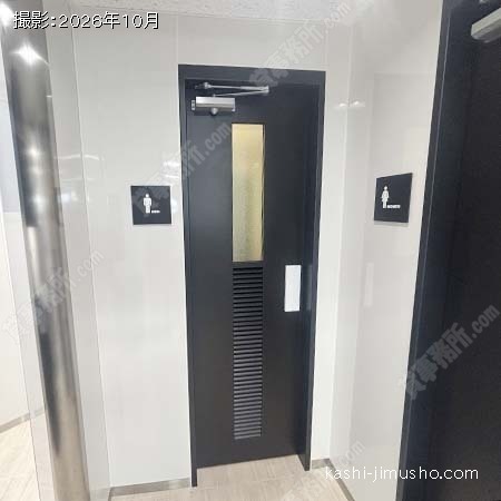男性トイレ