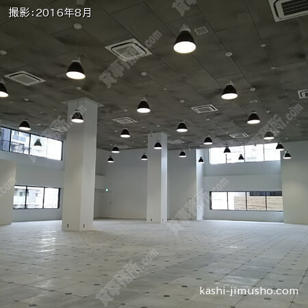 ８階　貸室2
