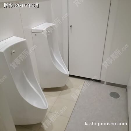 男性トイレ2