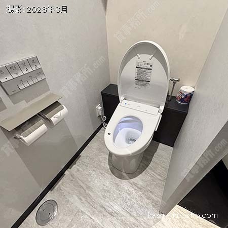 男性トイレ 男性トイレ