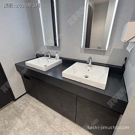 女性トイレ 女性トイレ