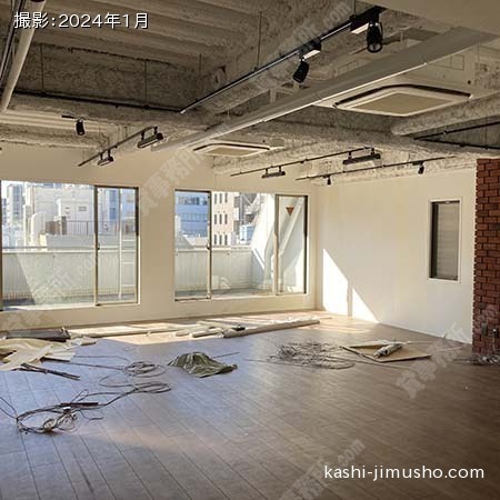 貸室内(8階)