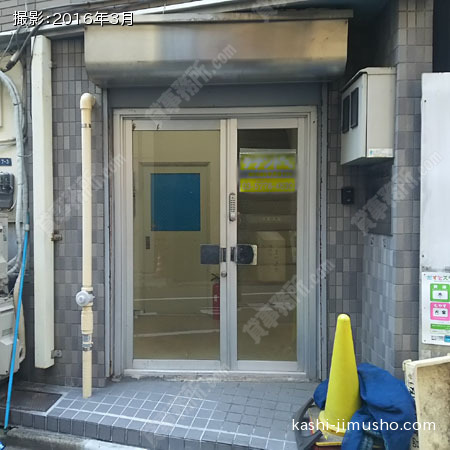 ビル入口