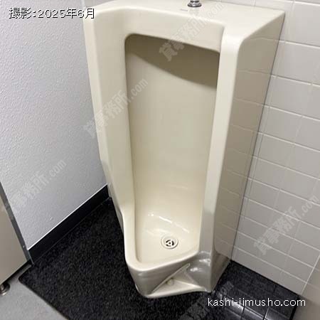 男性トイレ