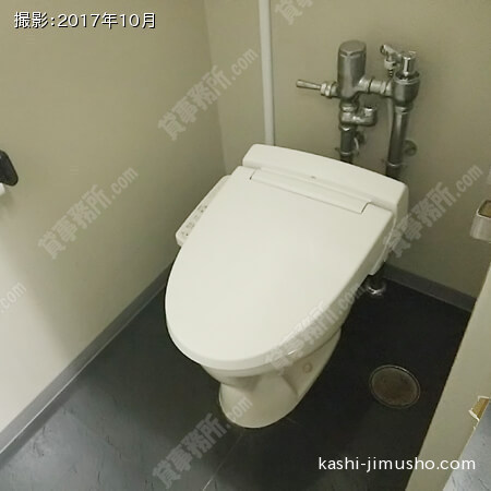 男性トイレ 男性トイレ