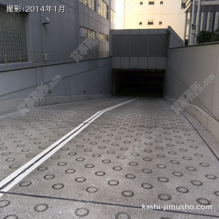 駐車場入口