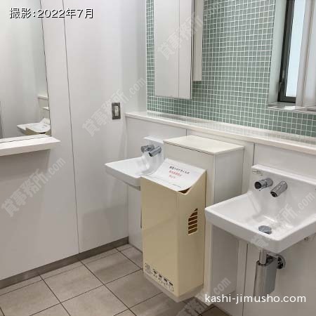 女性トイレ 女性トイレ