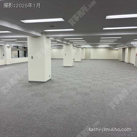 貸室内(2階472.80坪)