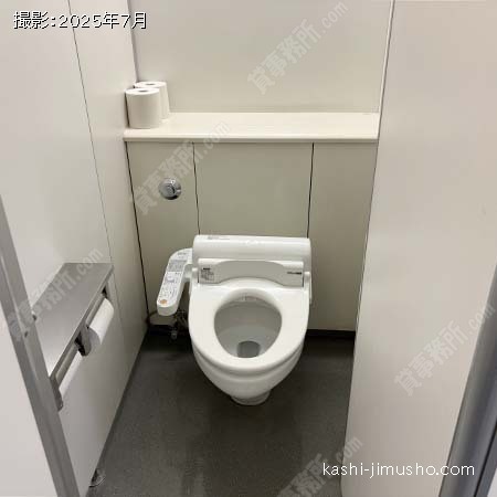 男性トイレ