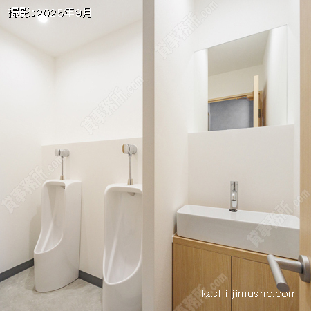 男性トイレ