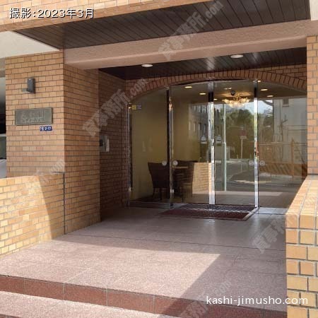 建物入口