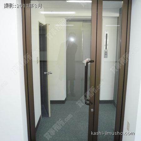 事務所入口 