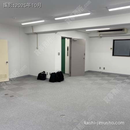 貸室内(4階) 貸室内(4階)