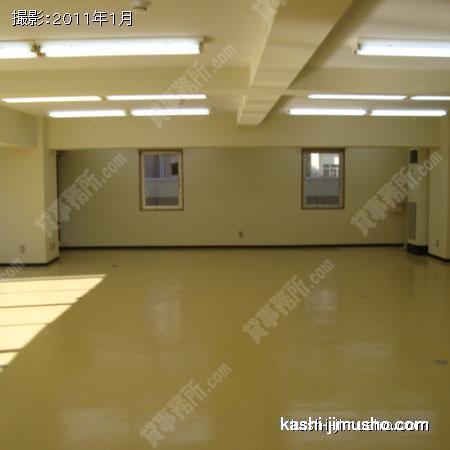 室内 