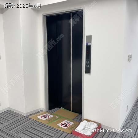 貸室階エレベーター