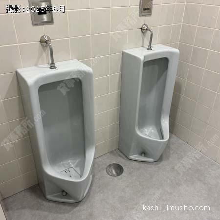 男性トイレ