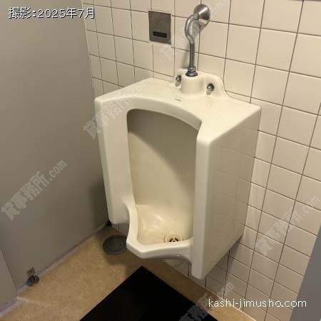 男性トイレ
