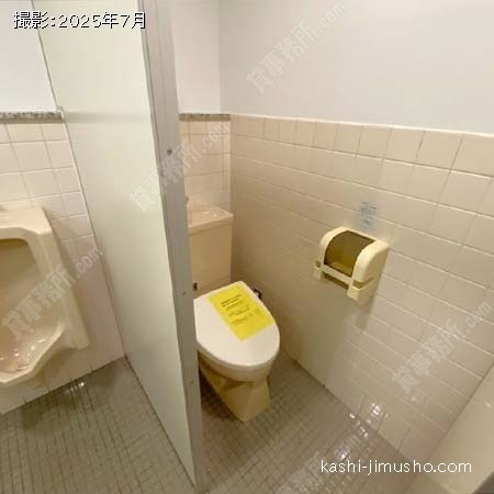男性トイレ