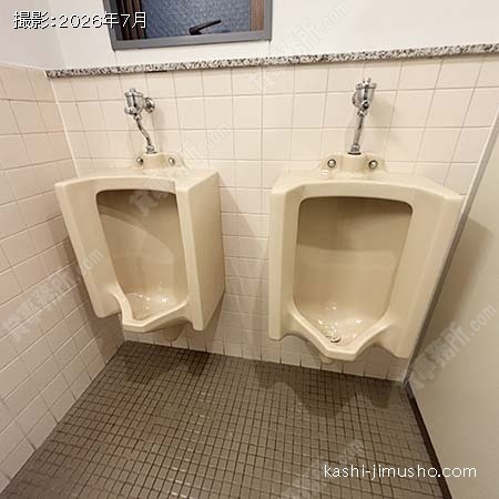 男性トイレ