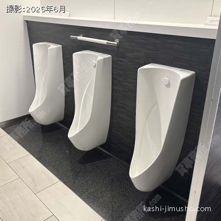 男性トイレ