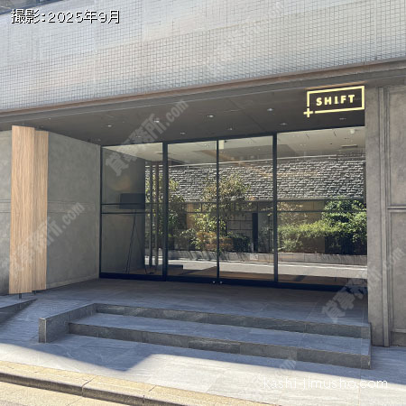 ビル入口