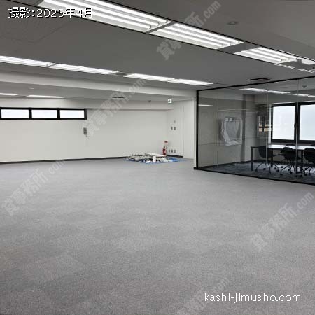 貸室内(8階)